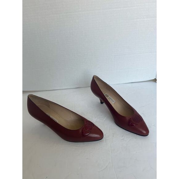 NWOT GUCCI Authentic Red Burgundy Almond Toe Medium Heel Slip On Pumps 4C EU 34C - Picture 3 of 11